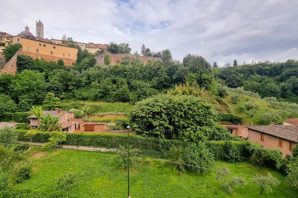 Casa Duccio Alle Mura Della Citta Siena Exterior foto